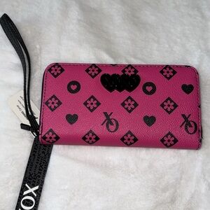 NWT XOXO Hot Pink Logo Print Zip-Around Wallet with Wristlet